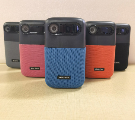 100 Lumens Portable DLP Projector Quad Core 1.4G Build In 10000mAh Battery